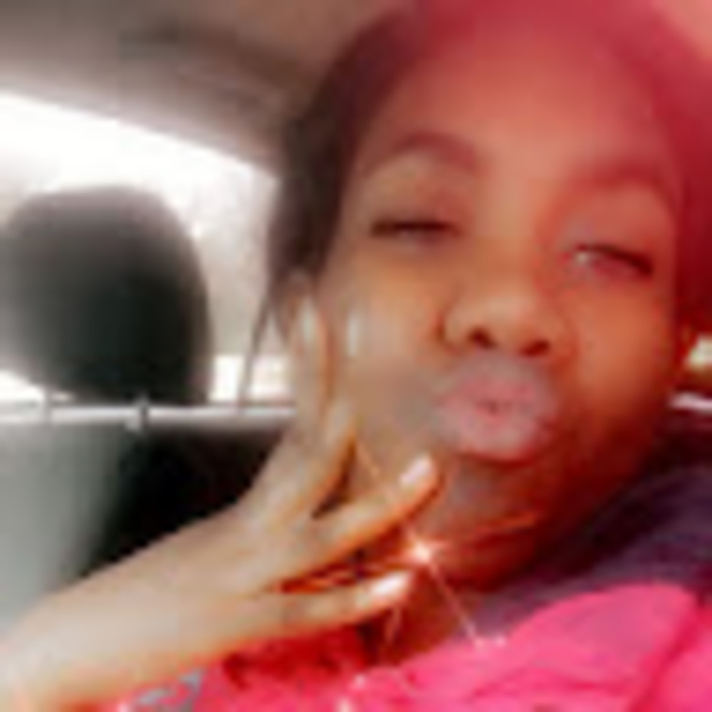 Meet your Posher, Amonie